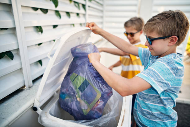 Best Yard Waste Removal  in South Whittier, CA